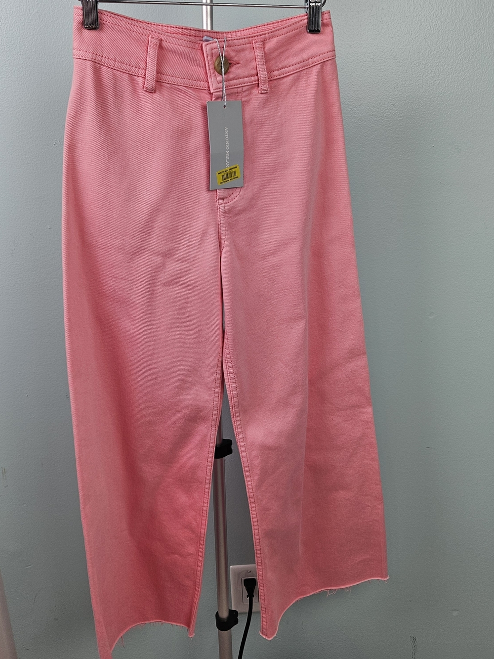 NWT ANTONIO MELANI Women's Pink Wide-Leg Jeans